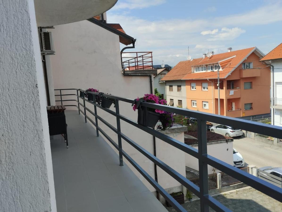 Apartman Zagreb , With Balcony And Free Parking Exterior foto