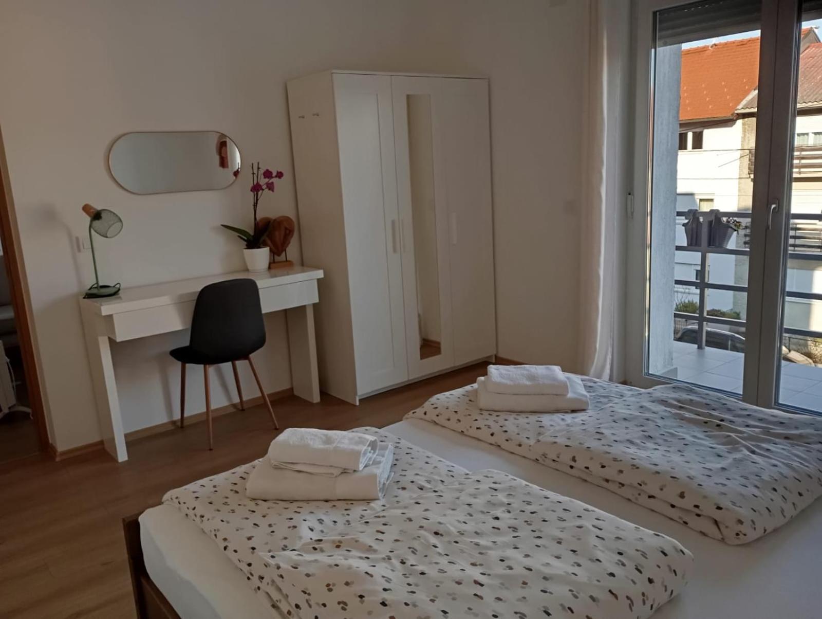 Apartman Zagreb , With Balcony And Free Parking Exterior foto
